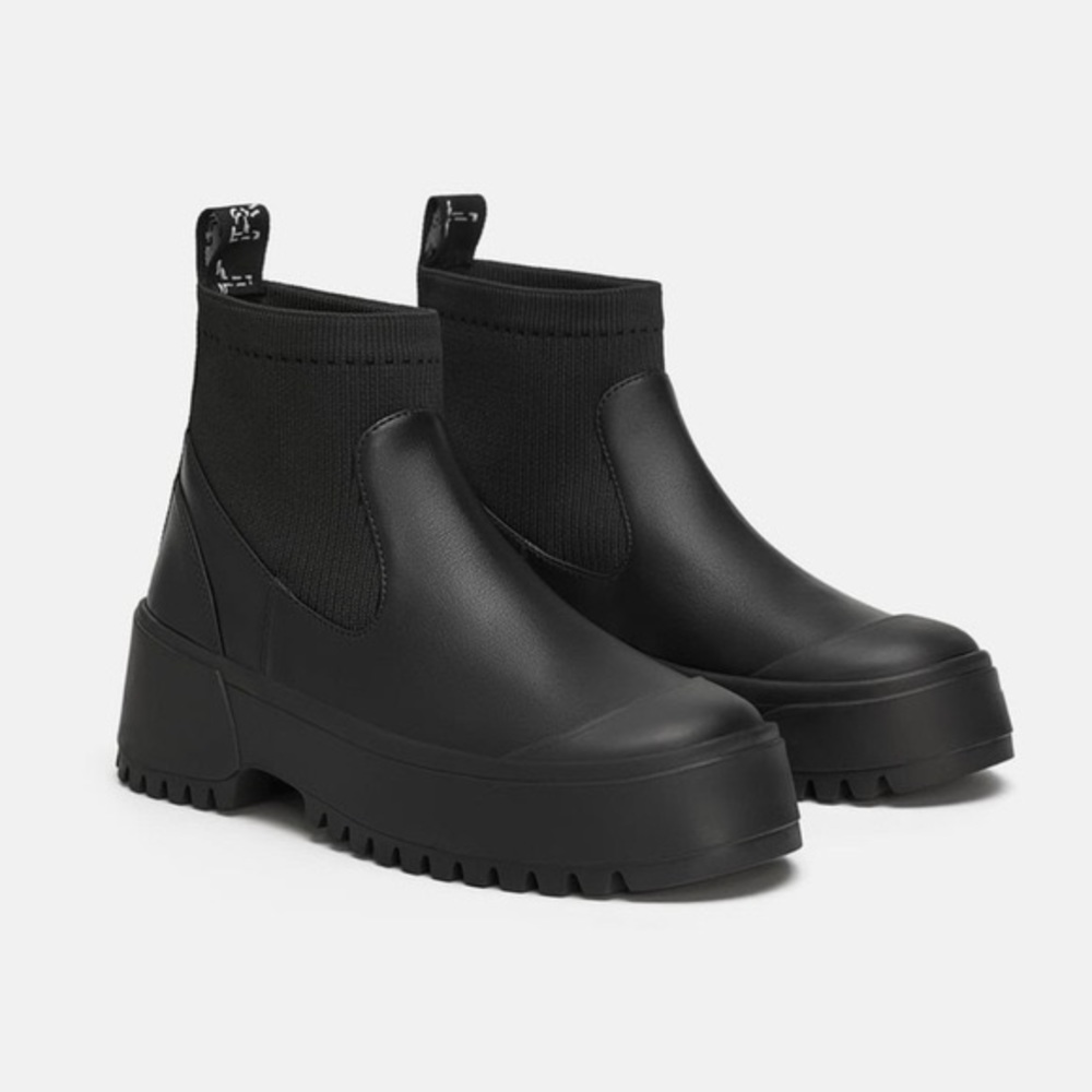 Zara Black Sock Style Flat Ankle Lug Boots 7.5